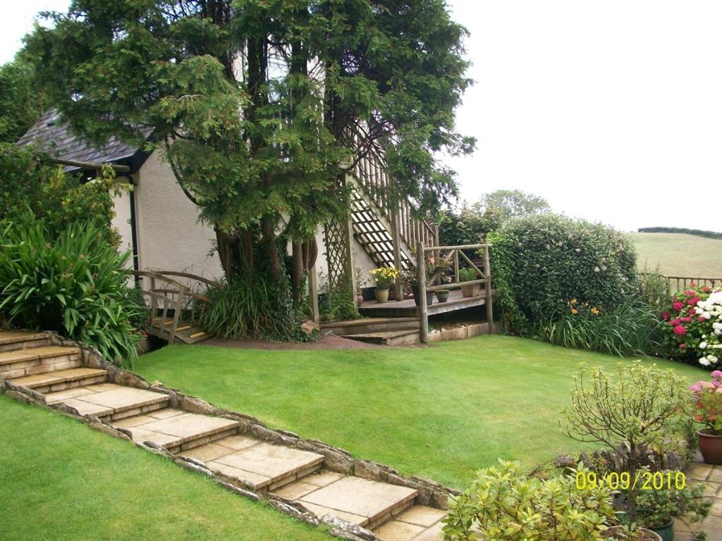Frogwell Apartment Strete Luaran gambar